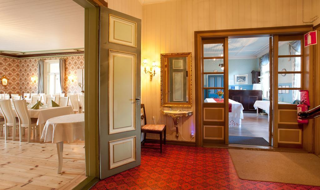 Hotel Loeydoen Kartano Ristiina Exterior foto